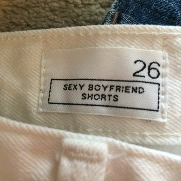 gap shorts white size 26 - Picture 2 of 3